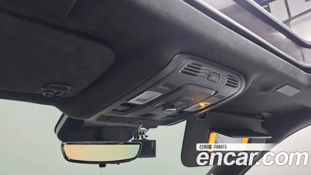 Cadillac Escalade — Фото автомобиля 6