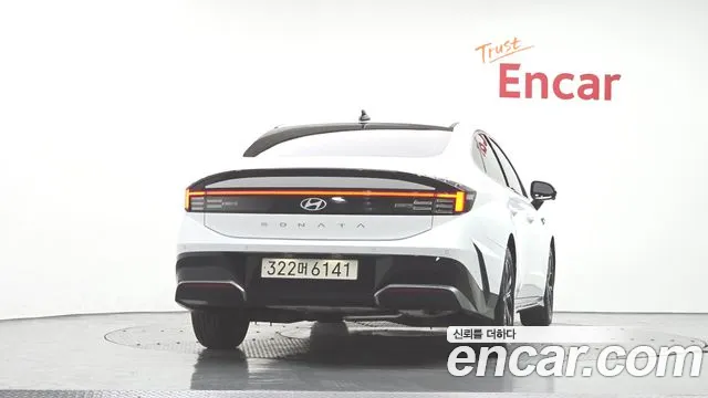 Hyundai Sonata — Фото автомобиля 4