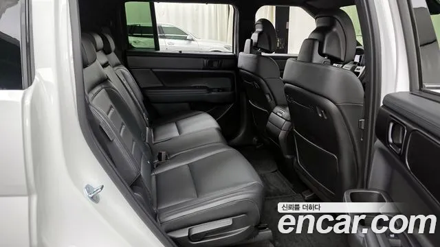 Hyundai Santafe Santa Fe (MX5) Бензин 2.5T 2WD — Фото автомобиля 12