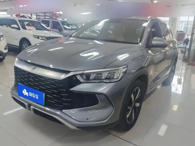 Фотография автомобиля — BYD Song Pro