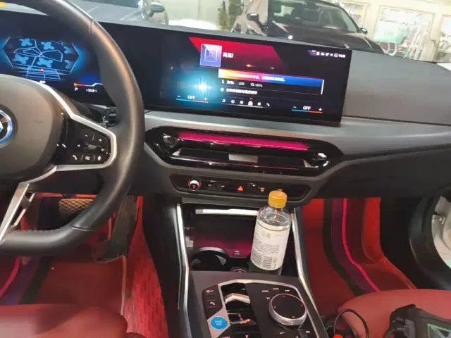 BMW i3 — Фото автомобиля 12