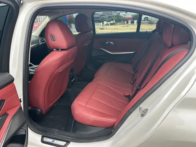 BMW 3 Series — Фото автомобиля 7