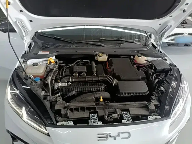 BYD Seal 06 — Фото автомобиля 19