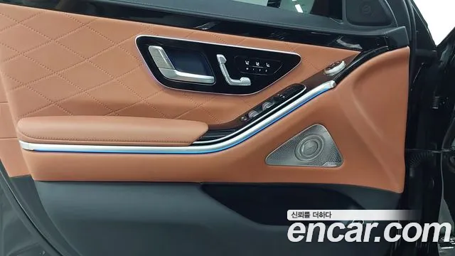 Mercedes-Benz S-Class — Фото автомобиля 15