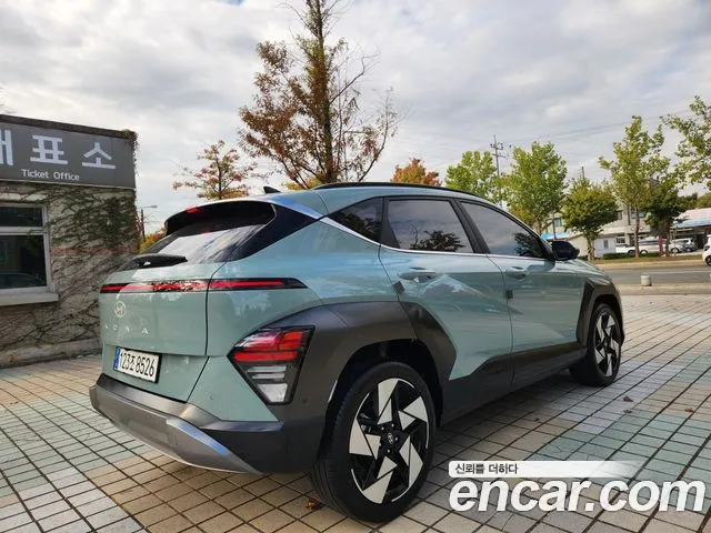 Hyundai Kona — Фото автомобиля 2