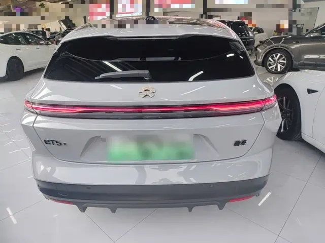 Nio ET5 Touring — Фото автомобиля 5