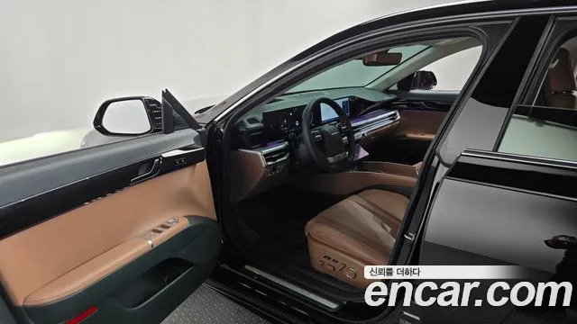 Hyundai Grandeur GN7 — Фото автомобиля 10
