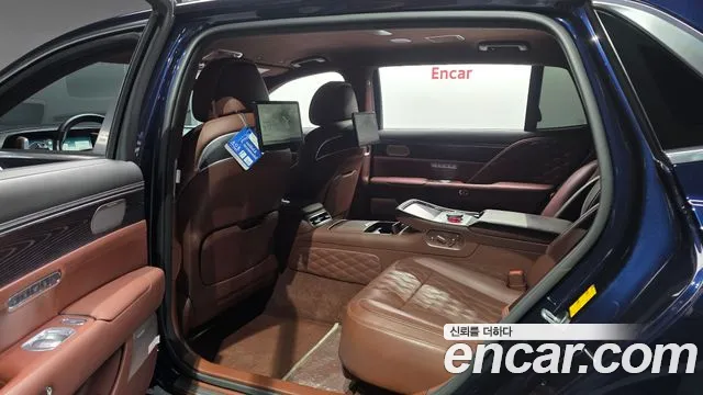 Genesis G90 — Фото автомобиля 12