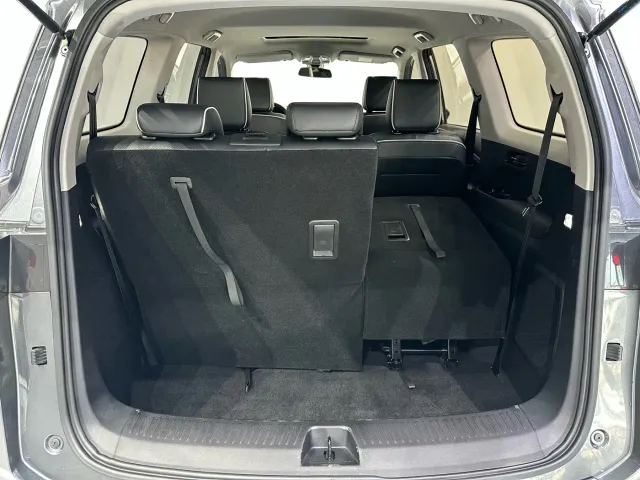 Wuling Jiachen — Фото автомобиля 19