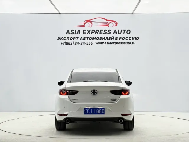 Mazda Mazda3 Axela 2021 2.0L Automatic Quality Elegance — Фото автомобиля 5