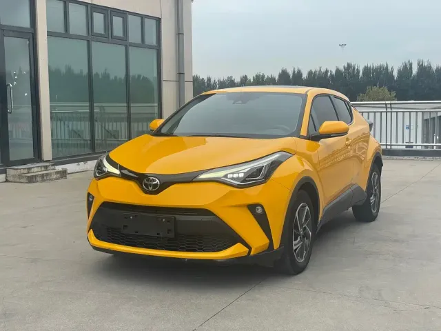 Фотография автомобиля — Toyota C-HR