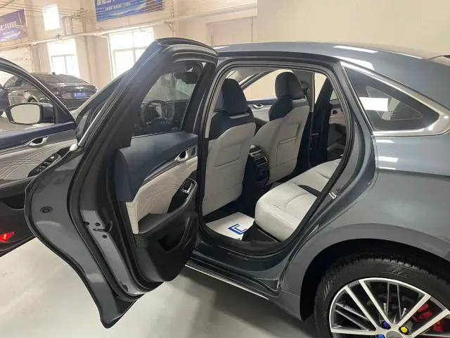 Geely Xingrui — Фото автомобиля 15