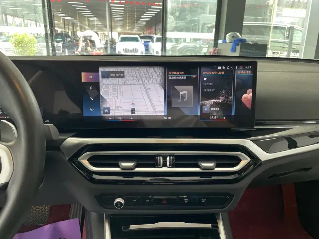 BMW 3 Series — Фото автомобиля 10
