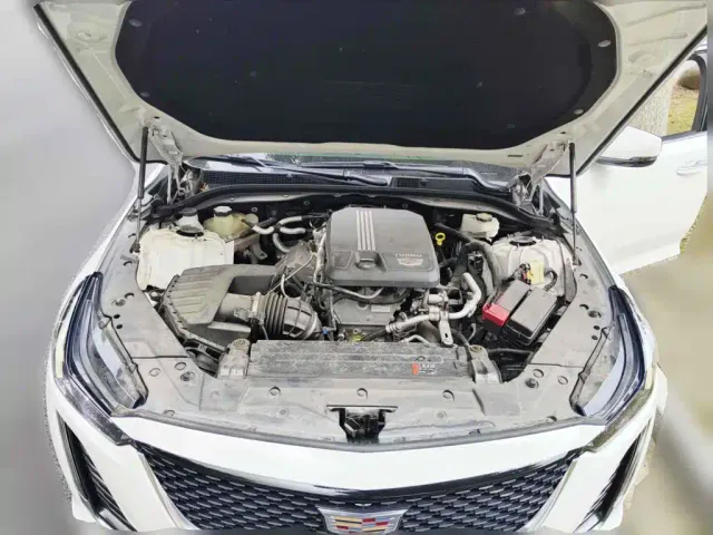 Cadillac CT5 — Фото автомобиля 3