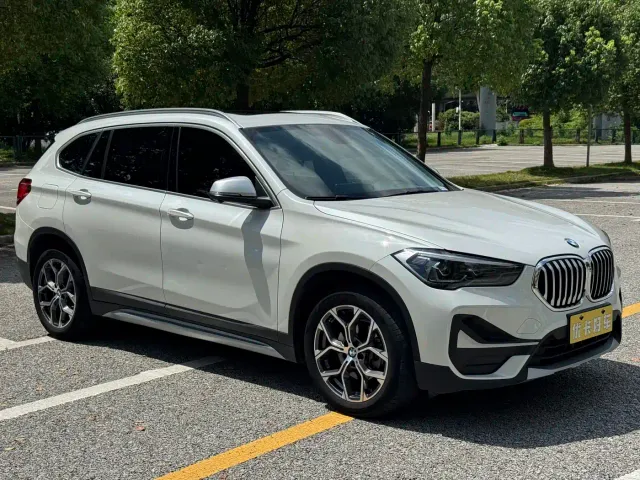 BMW X1 — Фото автомобиля 2