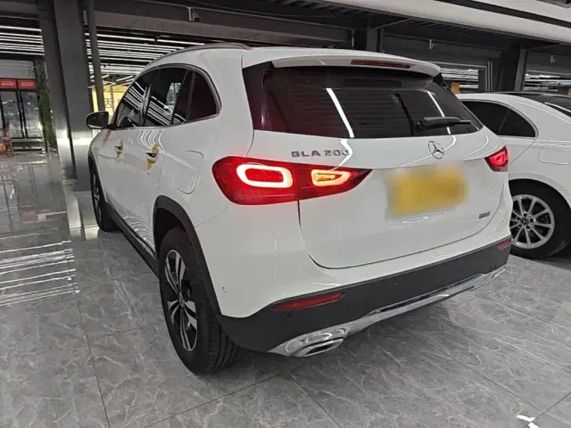 Mercedes-Benz GLA-Class — Фото автомобиля 4