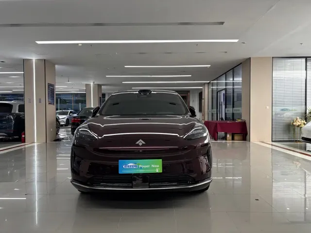 GAC Hyptec HT — Фото автомобиля 2