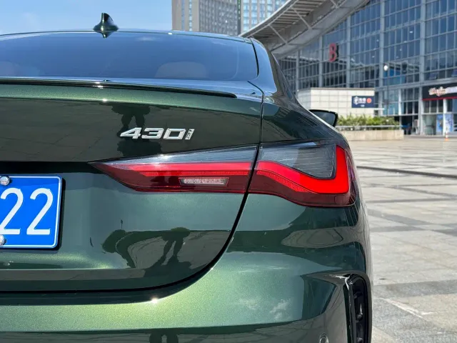 BMW 4 Series — Фото автомобиля 23