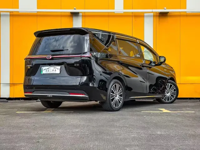 GAC Trumpchi E8 — Фото автомобиля 3