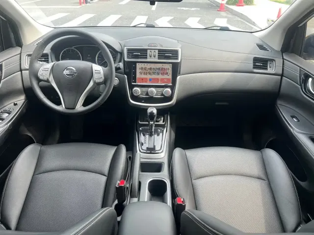 Nissan Tiida — Фото автомобиля 18