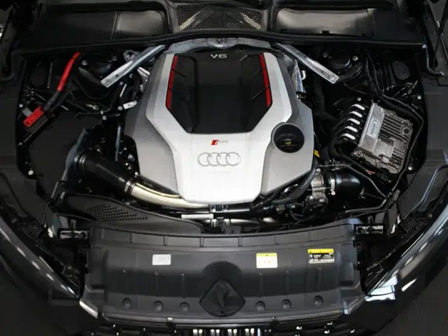 Audi RS 5 — Фото автомобиля 12