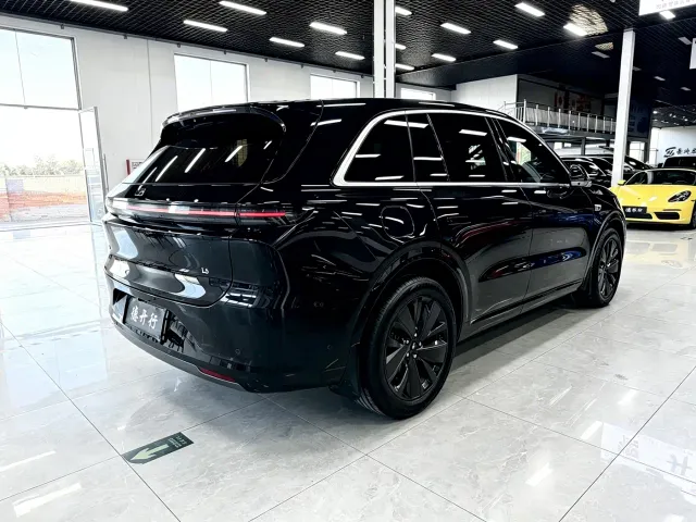 Li Auto L6 — Фото автомобиля 3