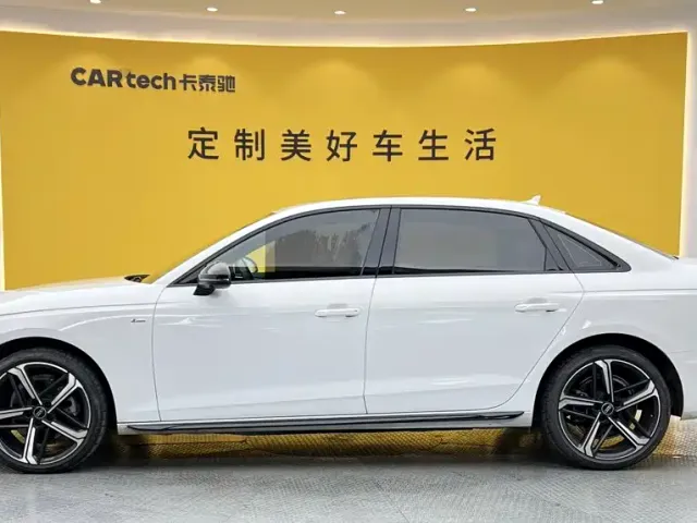 Audi A4L — Фото автомобиля 7