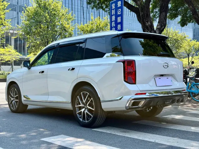GAC Trumpchi GS8 — Фото автомобиля 19