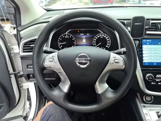 Nissan Murano — Фото автомобиля 2