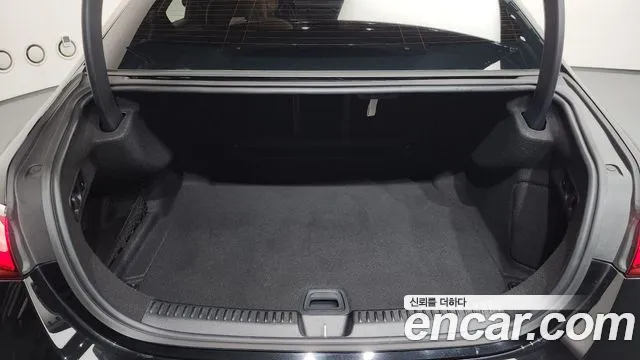 Mercedes-Benz E-Class W214 — Фото автомобиля 20