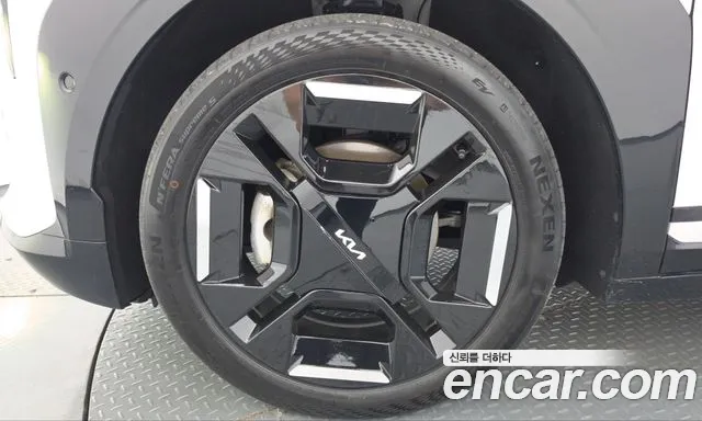 Kia EV3 — Фото автомобиля 5