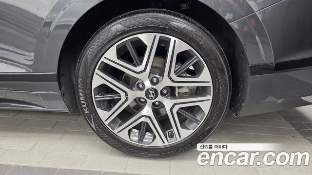 Hyundai Grandeur GN7 — Фото автомобиля 21