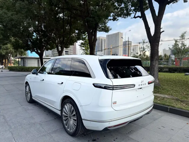 Onvo L90 — Фото автомобиля 6