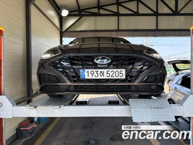 Фотография автомобиля — Hyundai Sonata DN8