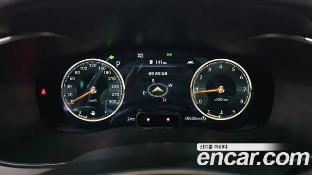 Genesis G70 — Фото автомобиля 10