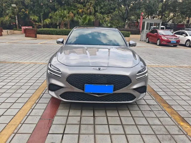 Genesis G70 — Фото автомобиля 2