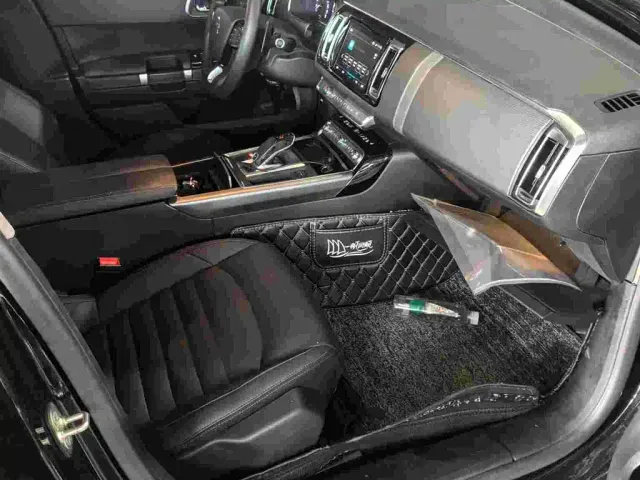 Citroen C6 — Фото автомобиля 4