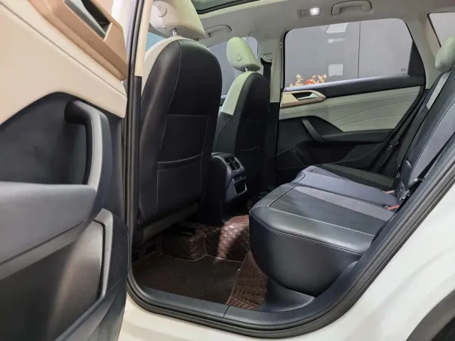 Volkswagen Tharu — Фото автомобиля 5