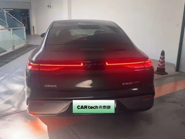 Geely Galaxy Xingyao 8 — Фото автомобиля 8