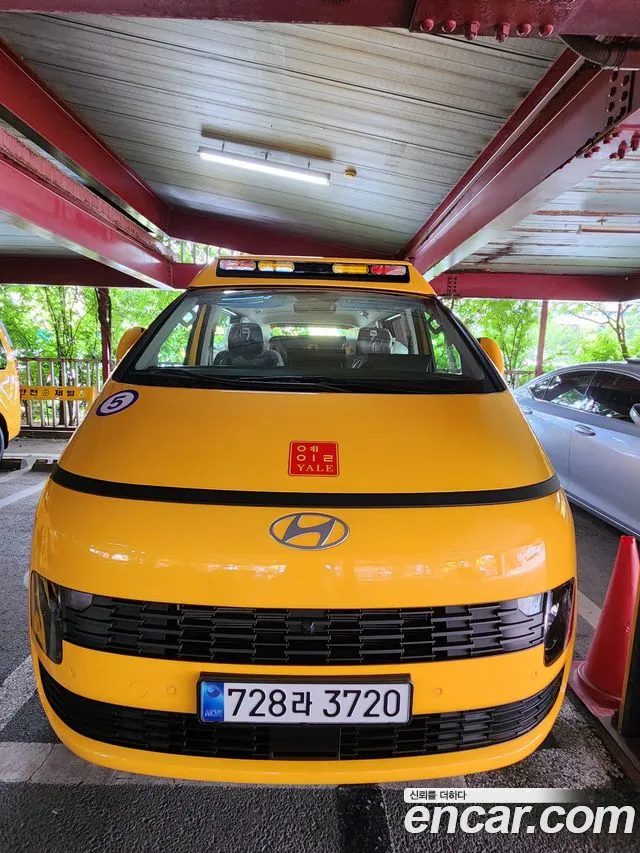 Фотография автомобиля — Hyundai Staria Staria (New)