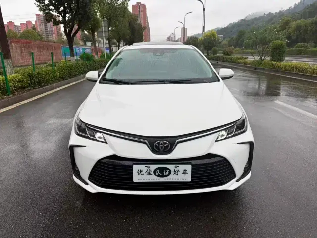 Toyota Corolla — Фото автомобиля 2