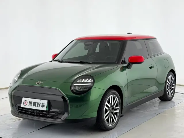 Фотография автомобиля — MINI Cooper