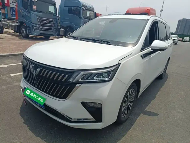 Фотография автомобиля — Wuling Jiachen