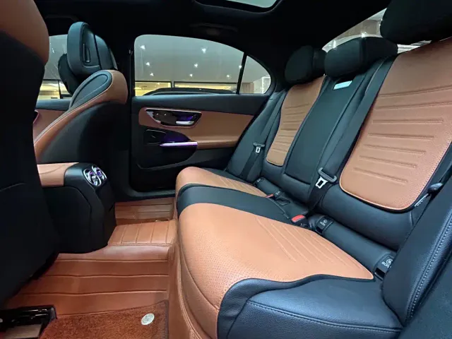 Mercedes-Benz Mercedes-Benz C-Class 2024 Facelift III C 260 L Sport — Фото автомобиля 15