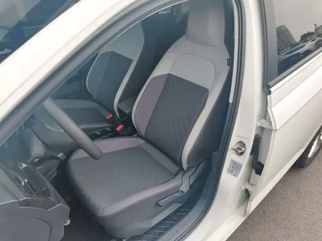 Volkswagen Lavida 2025 New Edge 1.5L Outstanding New Ease — Фото автомобиля 14