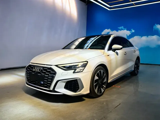 Audi A3 — Фото автомобиля 3