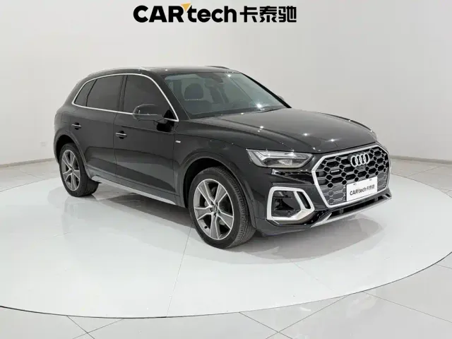 Audi Audi Q5L 2022 45T Luxury Dynamic — Фото автомобиля 2