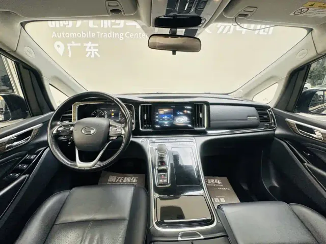 GAC Trumpchi M8 — Фото автомобиля 5