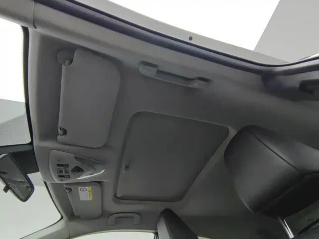 Toyota IZOA — Фото автомобиля 14