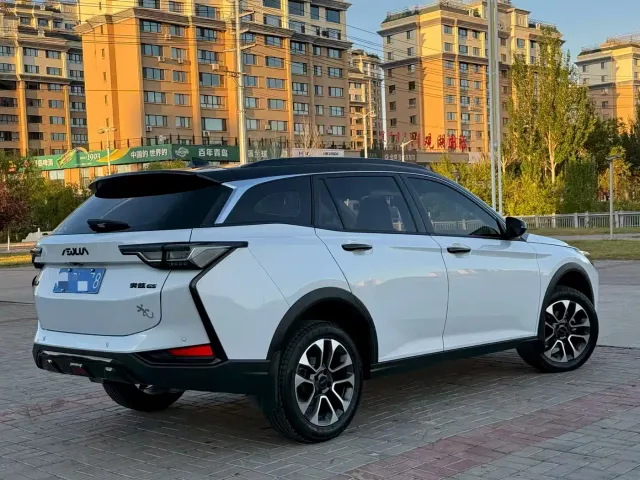 Dongfeng Yixuan GS — Фото автомобиля 9